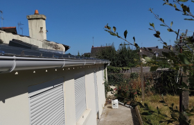 Installation de gouttière PVC sur Pontivy